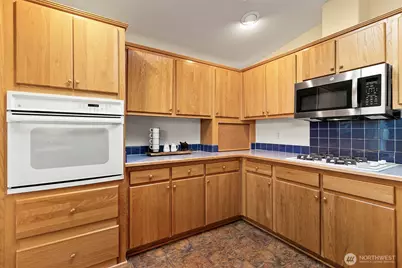 27410 218th Lane SE #82, Maple Valley, WA 98038 - Photo 13