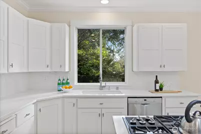 417 NW 132nd Street, Seattle, WA 98177 - Photo 13