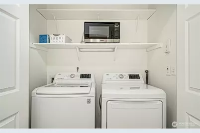 25025 SE Klahanie Boulevard #J102, Sammamish, WA 98029 - Photo 21