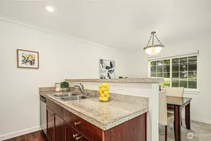 25025 SE Klahanie Blvd, Sammamish, WA 98029 - Photo 11