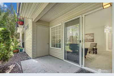 25025 SE Klahanie Boulevard #J102, Sammamish, WA 98029 - Photo 23