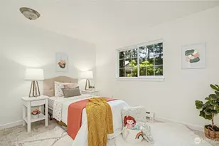 25025 SE Klahanie Blvd, Sammamish, WA 98029 - Photo 17