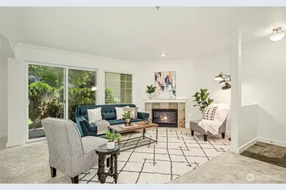 25025 SE Klahanie Boulevard #J102, Sammamish, WA 98029 - Photo 5