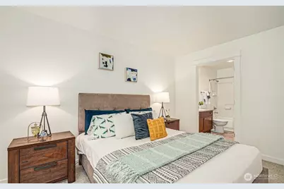 25025 SE Klahanie Boulevard #J102, Sammamish, WA 98029 - Photo 15