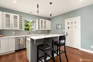 2323 12th Ave S, Seattle, WA 98144 - Photo 11