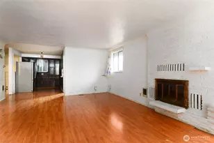 1704 10th Ave, Longview, WA 98632 - Photo 5