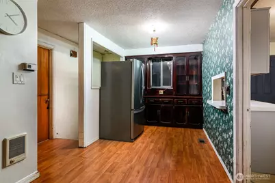 1704 10th Avenue, Longview, WA 98632 - Photo 9