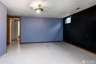 1704 10th Ave, Longview, WA 98632 - Photo 29