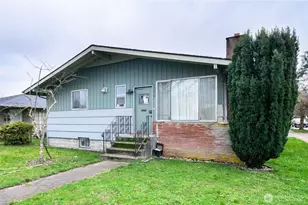 1704 10th Ave, Longview, WA 98632 - Photo 3