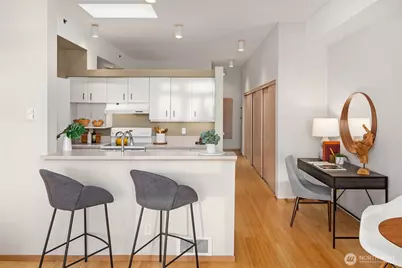 2030 Western Avenue #701, Seattle, WA 98121 - Photo 11