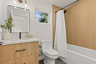 12834 Ashworth Ave N, Seattle, WA 98133 - Photo 21