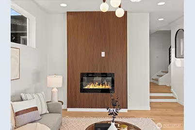 12834 Ashworth Avenue N, Seattle, WA 98133 - Photo 15