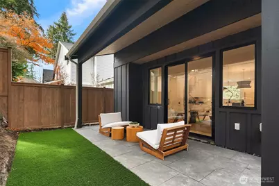 7020 127th Avenue NE, Kirkland, WA 98033 - Photo 9