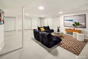 5323 NE 42nd St, Seattle, WA 98105 - Photo 23