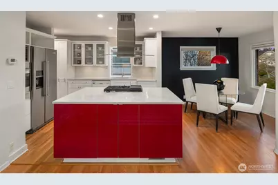 5221 37th Avenue NE, Seattle, WA 98015 - Photo 29