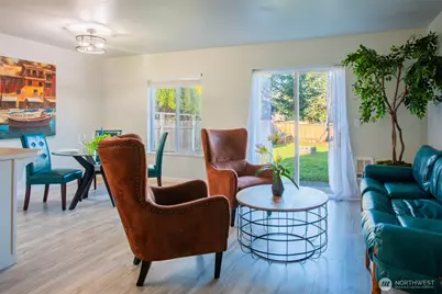 819 134th Street S, Tacoma, WA 98444 - Photo 9