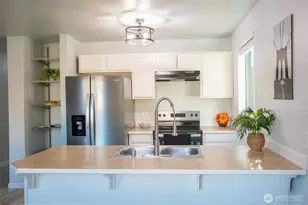 819 134th St S, Tacoma, WA 98444 - Photo 13