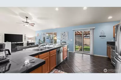 810 Cody Street SE, Rainier, WA 98576 - Photo 11