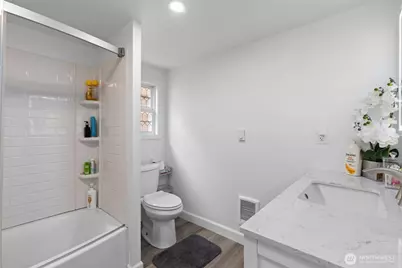 23708 Locust Way #23, Bothell, WA 98021 - Photo 17