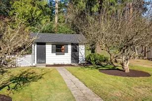 8611 Holly Ln, Edmonds, WA 98026 - Photo 29