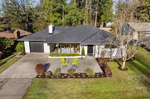 8611 Holly Ln, Edmonds, WA 98026 - Photo 37