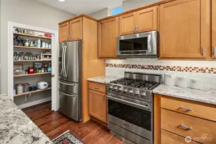 25417 NE 3rd Pl, Sammamish, WA 98074 - Photo 13