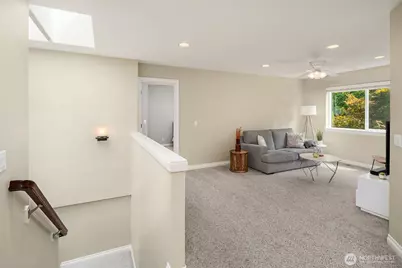 25417 NE 3rd Place, Sammamish, WA 98074 - Photo 17