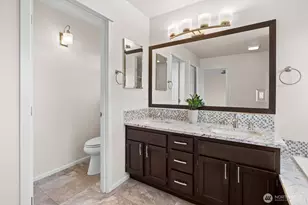 18704 109 Ln SE, Renton, WA 98055 - Photo 21