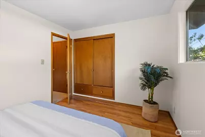 323 NW 202nd Street, Shoreline, WA 98177 - Photo 23