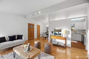 9004 NE 178th St, Bothell, WA 98011 - Photo 5