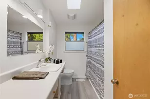 9004 NE 178th St, Bothell, WA 98011 - Photo 17