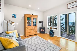 18184 Capet Zalsiluce Rd, La Conner, WA 98257 - Photo 7