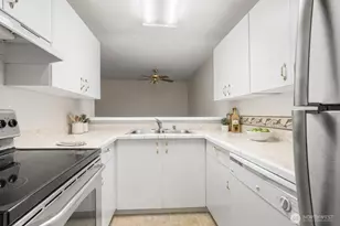 2520 S 317th St, Federal Way, WA 98003 - Photo 5