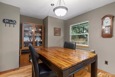 4901 66th Avenue W, University Place, WA 98467 - Photo 5