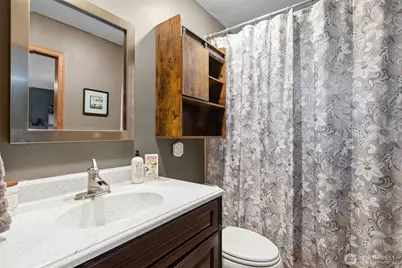 4901 66th Avenue W, University Place, WA 98467 - Photo 11