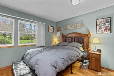 4901 66th Avenue W, University Place, WA 98467 - Photo 9