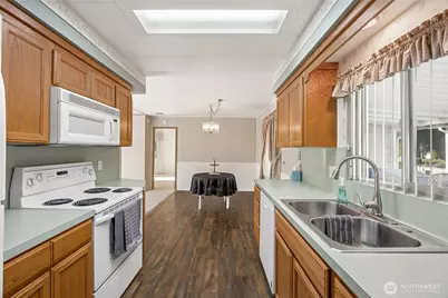 201 Union Avenue SE #35, Renton, WA 98059 - Photo 21