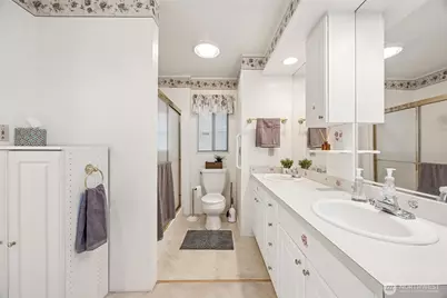 201 Union Avenue SE #35, Renton, WA 98059 - Photo 17