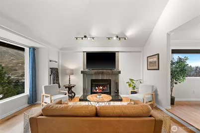 222 Austin Ave, Wenatchee, WA 98801 - Photo 9