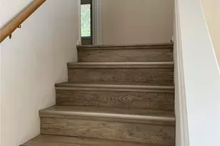 13820 SE Newport Way, Bellevue, WA 98006 - Photo 11