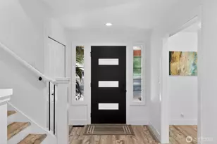 21401 SE 16th Pl, Sammamish, WA 98074 - Photo 3