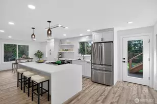 21401 SE 16th Pl, Sammamish, WA 98074 - Photo 9