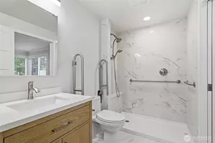 17203 NE 45th St, Redmond, WA 98052 - Photo 15