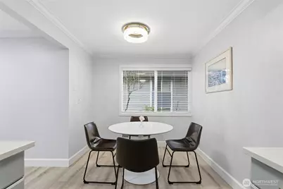 17203 NE 45th Street #47, Redmond, WA 98052 - Photo 13