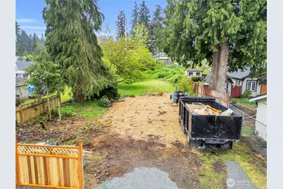 7822 Beverly Boulevard #A, Everett, WA 98203 - Photo 1