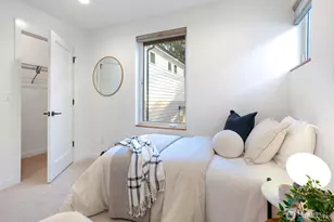 10344 Wallingford Ave N, Seattle, WA 98133 - Photo 23