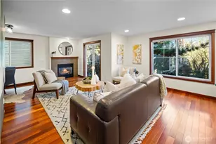 734 N 92nd St, Seattle, WA 98103 - Photo 5