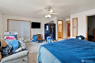 9431 Pipeline Rd E, Puyallup, WA 98371 - Photo 11