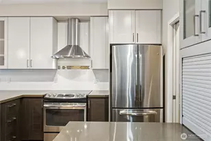 1760 NW 56th St, Seattle, WA 98107 - Photo 13