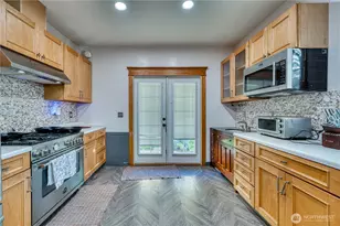 3010 S 8th St, Tacoma, WA 98405 - Photo 13